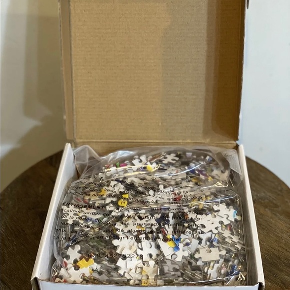 NEW 2020 LEGO Minifigure 1000 Piece Puzzle 25x20 SEALED activity - Picture 6 of 6